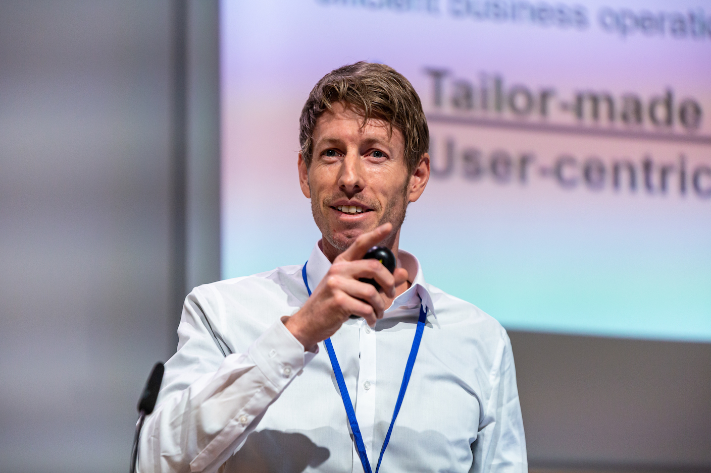 Dr. Johannes Bohnet