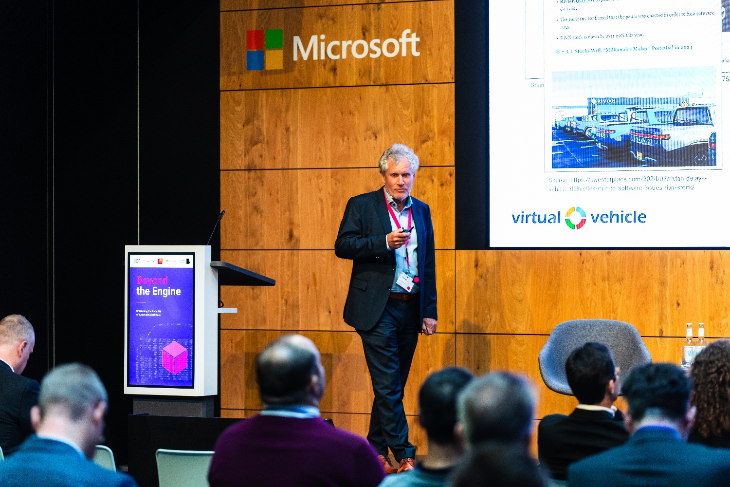 Dr. Jost Bernasch speaking at the Software Excellence Network